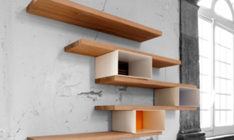 Rek tussen de schappen