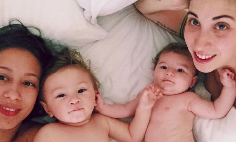 Geen Apple-reclame met lesbische moeders in Duitsland en Frankrijk