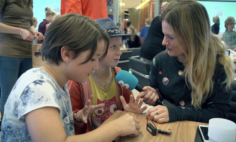 Video: spelend leren programmeren met Micro:bit