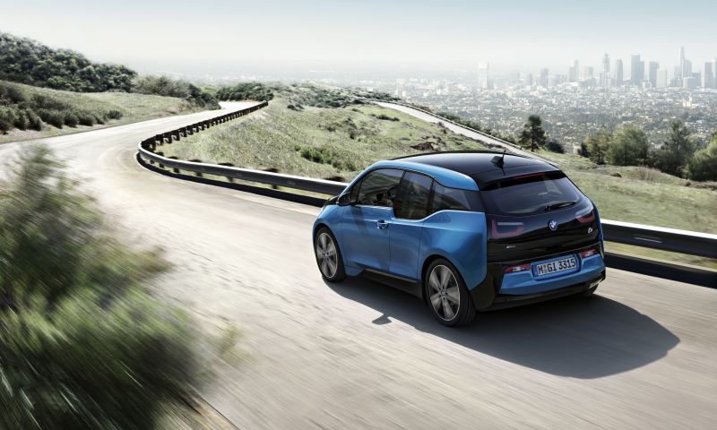 BMW laat verzekering per gereden kilometer betalen