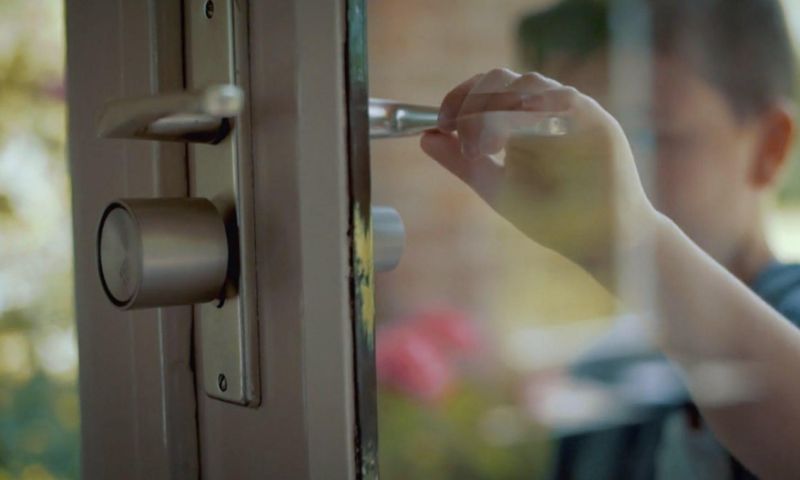 Dit slimme slot maakt een sleutel van je smartphone