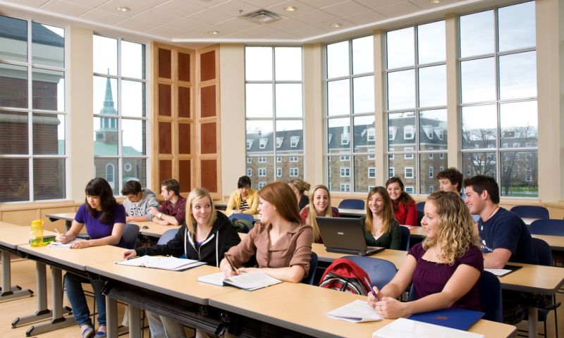 'Pas wet aan zodat 13-jarigen ook mogen chatten'