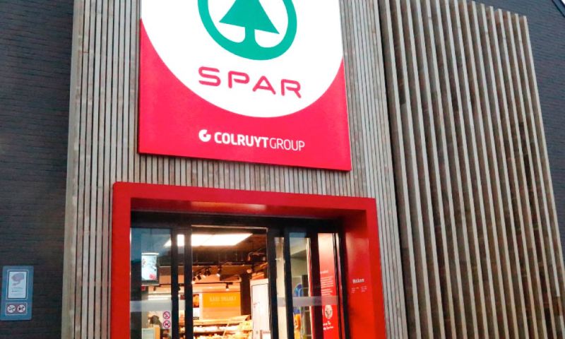 Spar maakt eerste supermarkten kassaloos