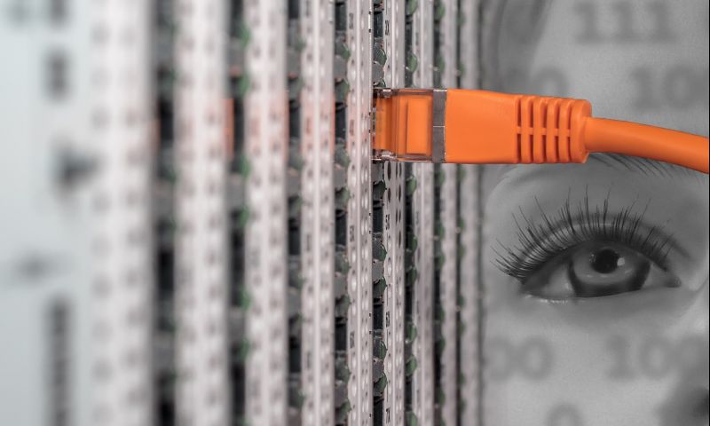 Privacyorganisaties naar rechter om uitstel aftapwet