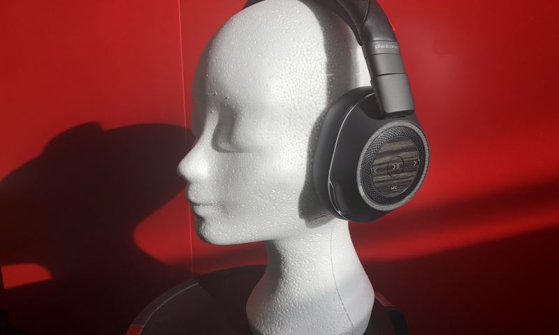 Review: Plantronics Voyager 8200 UC-koptelefoon