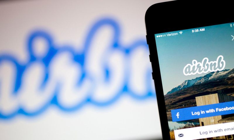 'Duizenden Amsterdamse huizen permanent verhuurd via Airbnb'