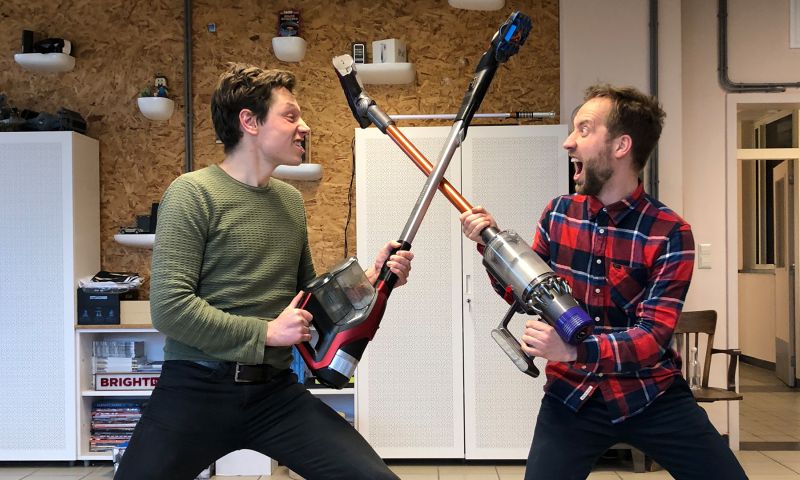 Strijd tussen snoerloze stofzuigers: wie wint?