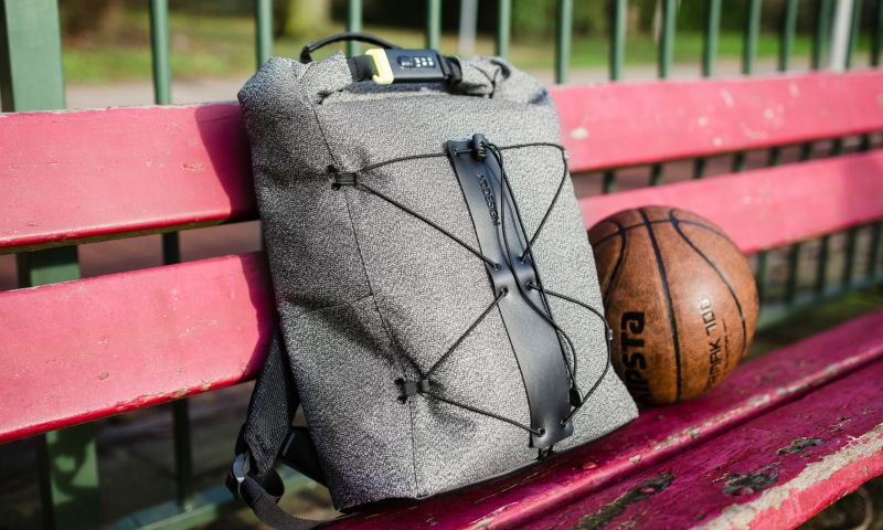 Nederlands bedrijf scoort weer met rugtas op Kickstarter