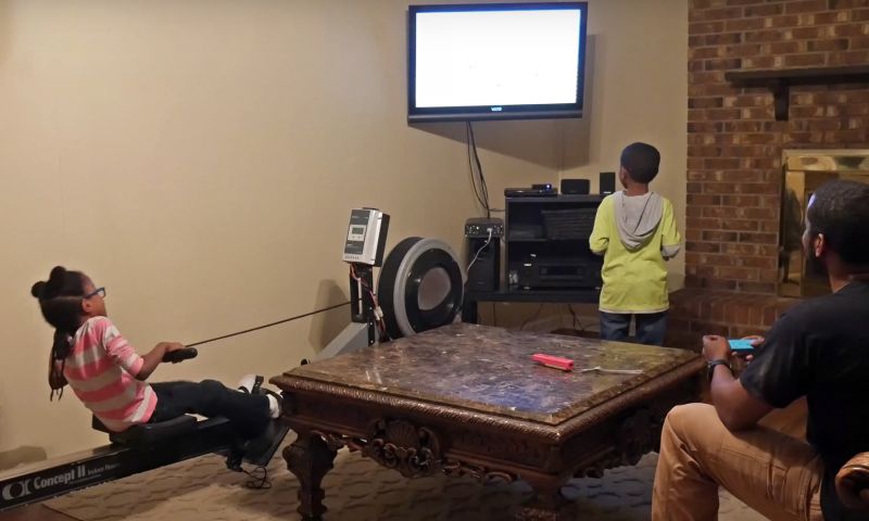 Video: kinderen moeten roeien om te kunnen gamen