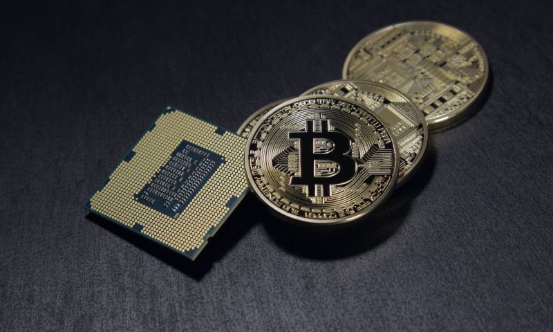 Waarom bitcoin nu meer dan 8000 dollar waard is