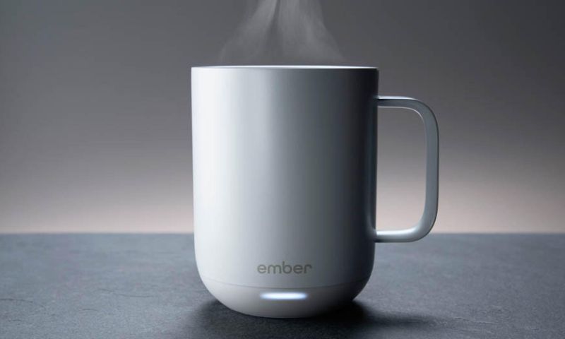 Deze mok houdt je warme drank op temperatuur