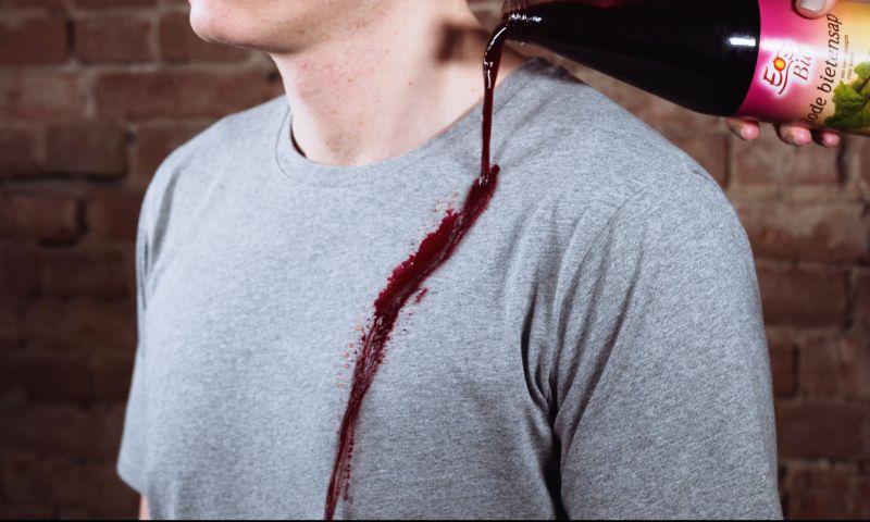 Amsterdams t-shirt tegen zweetgeur en vlekken hit op Kickstarter