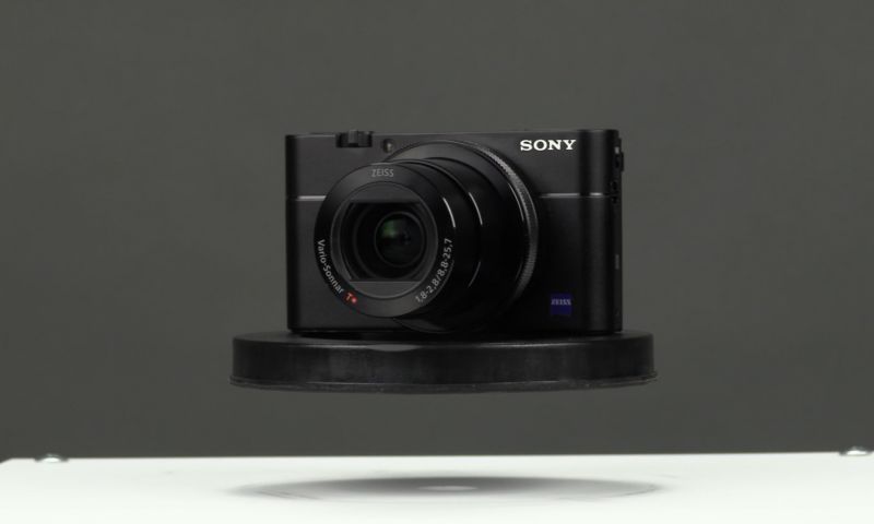 Review Sony RX100V compact camera
