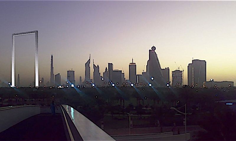 Heel Dubai past in 's werelds grootste schilderijlijst