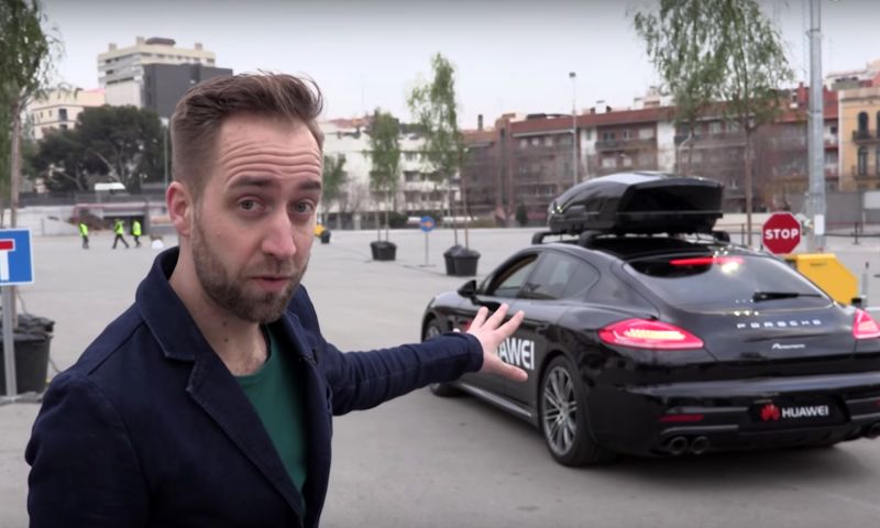 Deze Porsche is zelfrijdend dankzij een smartphone