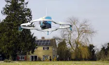 Thumbnail for article: Amazon levert eerste pakketje af met drone