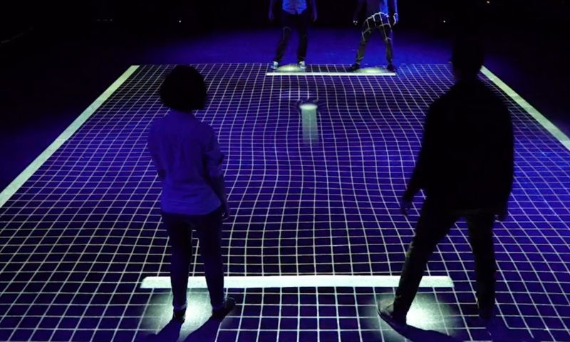 Video: levensgroot Pong spelen met je voeten