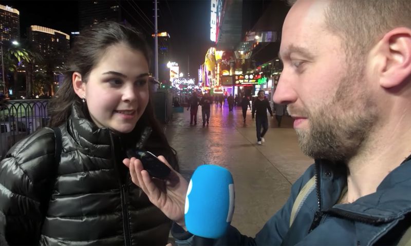 Deze Nederlandse gadget vertaalt live je gesprekken