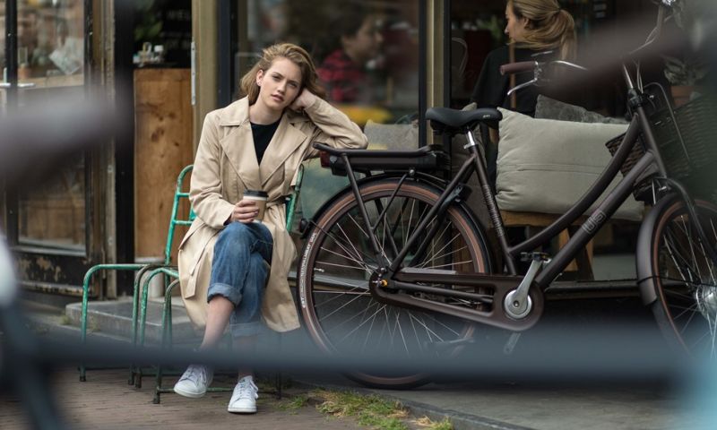 Maker Cortina-fietsen stort zich op e-bikes voor bedrijven