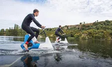 Thumbnail for article: Met deze e-bike fiets je over het water