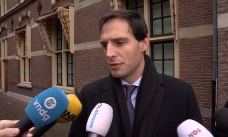 Minister Hoekstra waarschuwt opnieuw voor bitcoin