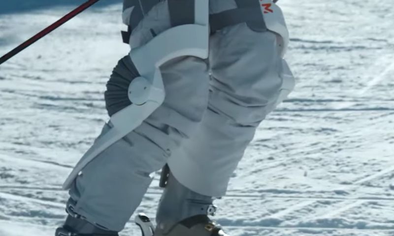Sneller skiën met dit exoskelet