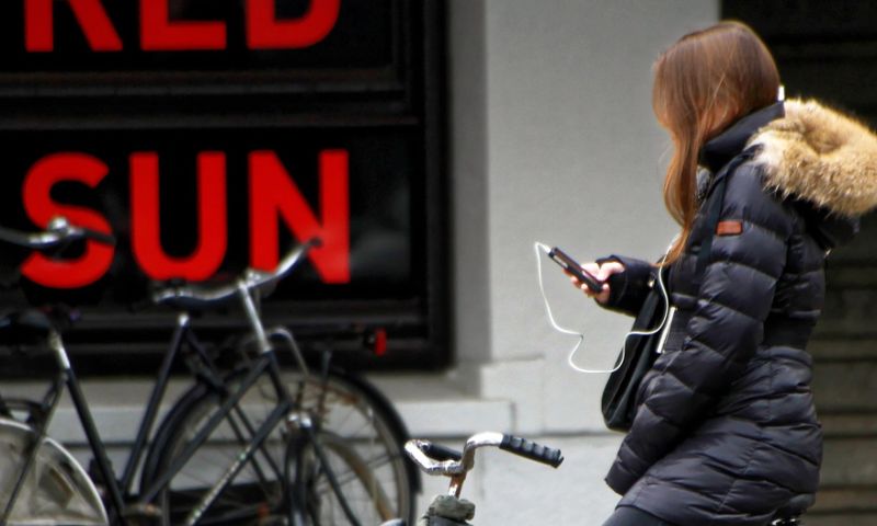 'Kinderen onderschatten gevaren telefoongebruik in verkeer'