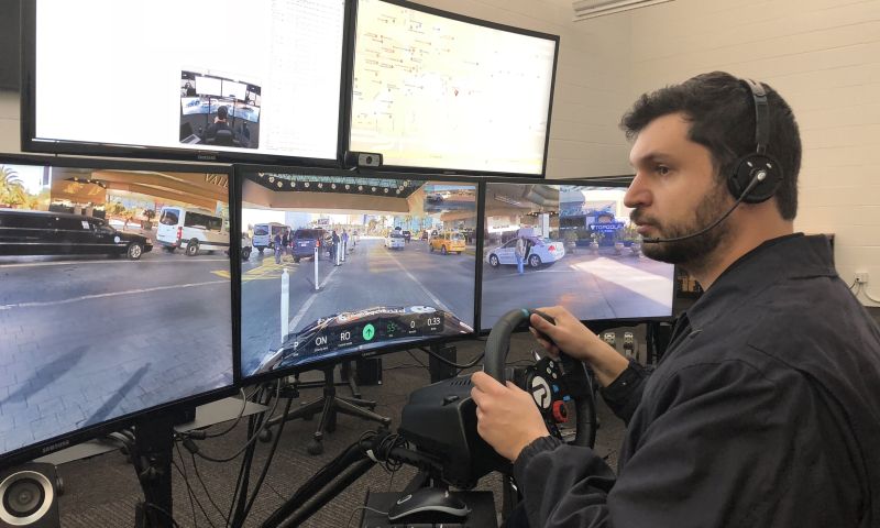 Nieuwe baan: auto's besturen op afstand