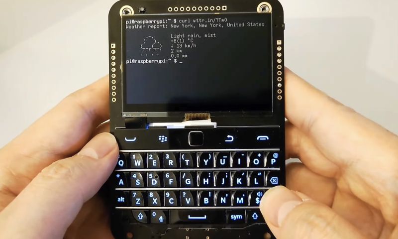 beepberry blackberry smartphone telefoon toetsenbord android whatsapp