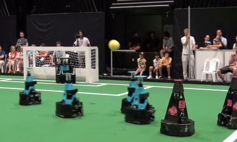 robot voetbal robotvoetbal robocup kampioen tu eindhoven asml