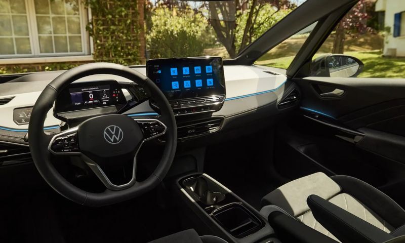 infotainment auto apple carplay Android auto automotive