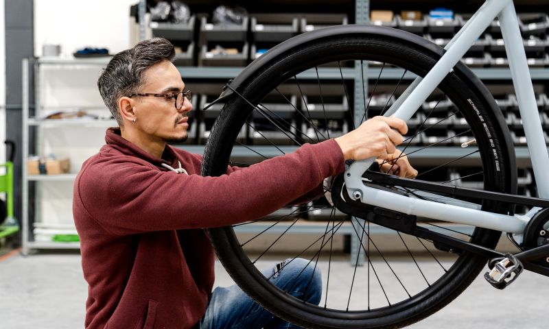 vanmoof fiets repareren e-bike reparatie van moof