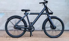 Thumbnail for article: Bedrijf wil VanMoof overnemen: 'De e-bikes goedkoper maken'