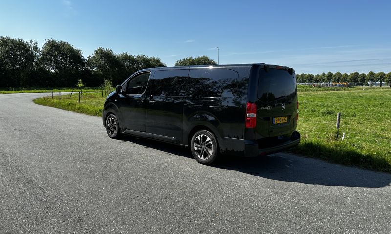 duurtest elektrisch busje Opel Zafira Life Electric review elektrische bus