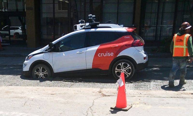 zelfrijdende auto vast beton taxi