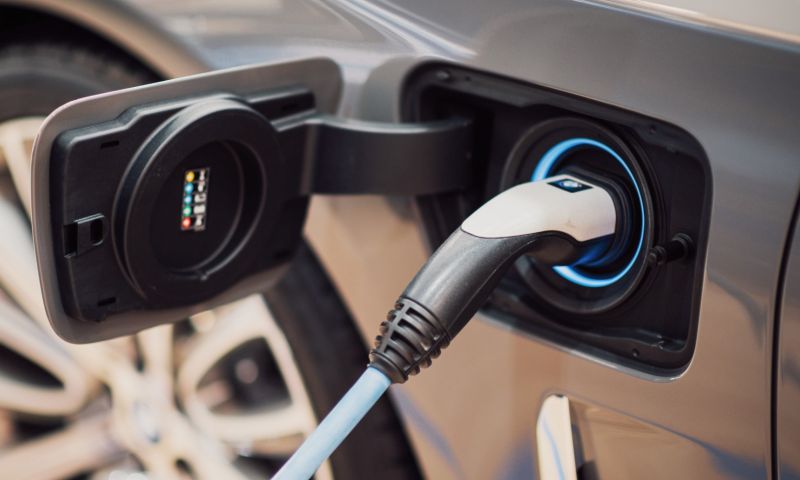 elektrische auto elektrisch rijden benzine benzineprijs