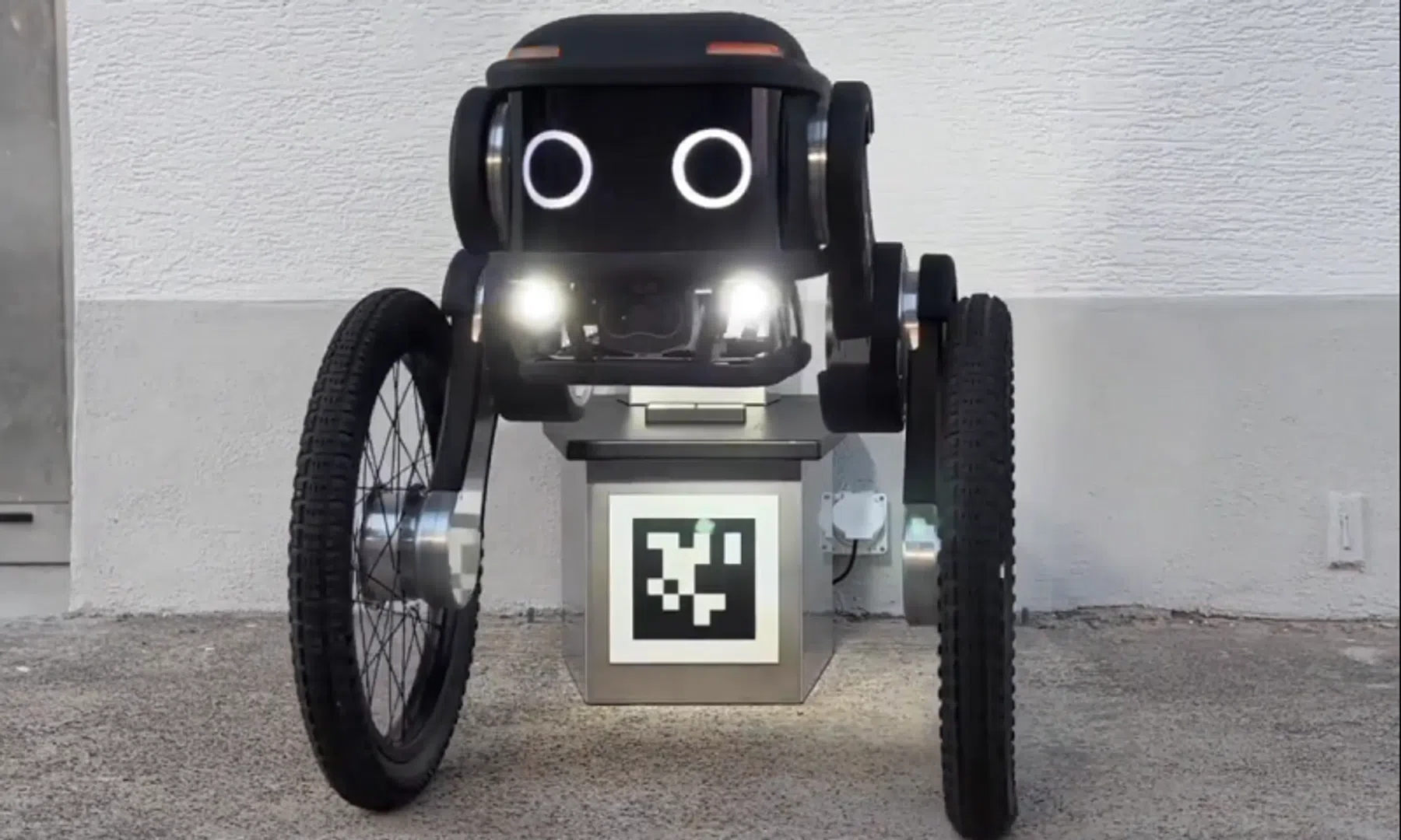 robot bewaker bewaking beveiliging camera robots beveiliger techniek
