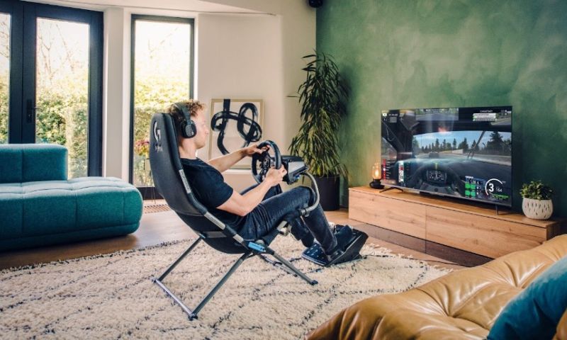 ©Logitech