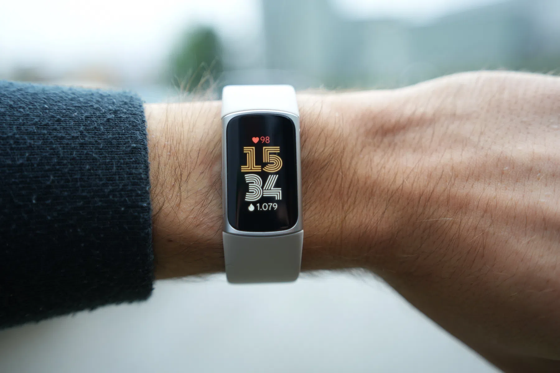 beste fitness tracker fitbit charge 6 google pixel smartwatch fitnesstracker