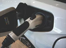 Thumbnail for article: De accu in je elektrische auto is nu spotgoedkoop om te maken