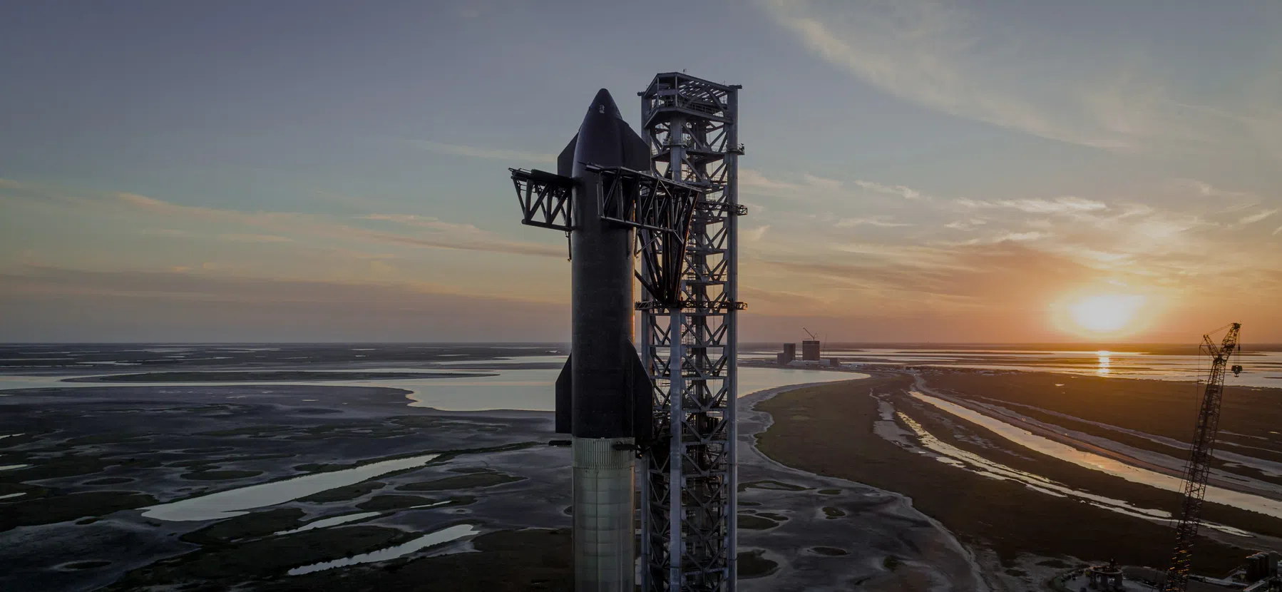 Derde keer wél gelukt: SpaceX lanceert grootste raket ooit