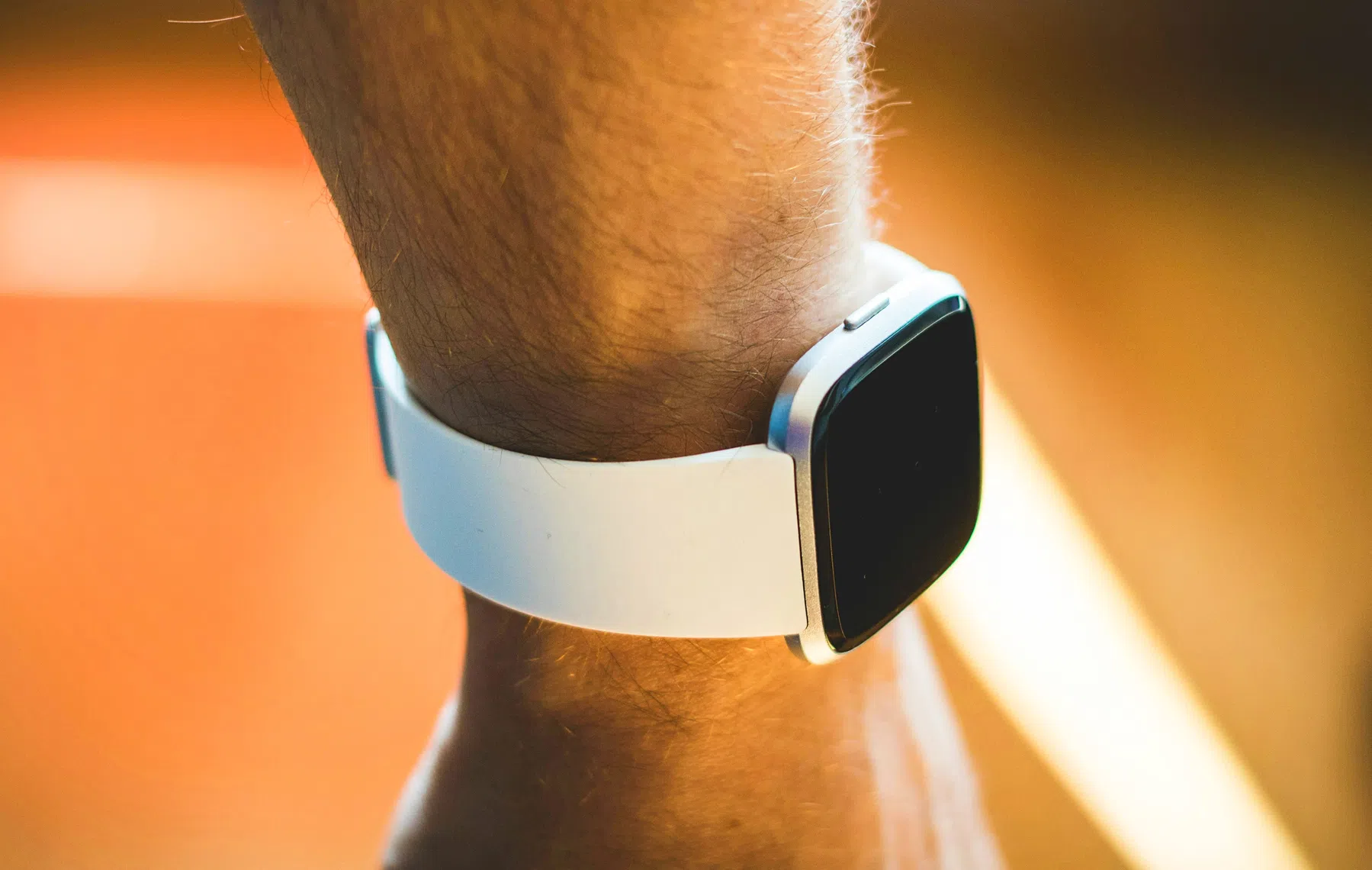 Fitbit neemt controversieel besluit: geen apps van derden meer downloaden