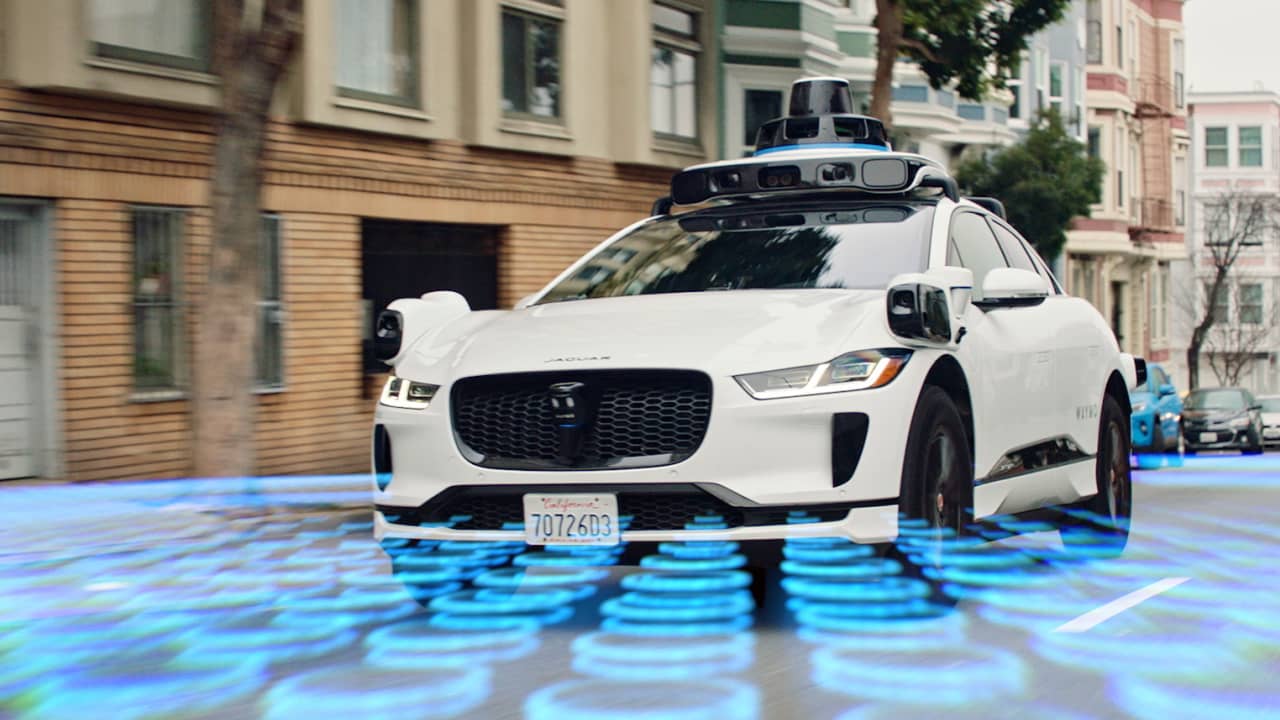 Waymo-robottaxi's weten het niet meer en blokkeren de snelweg