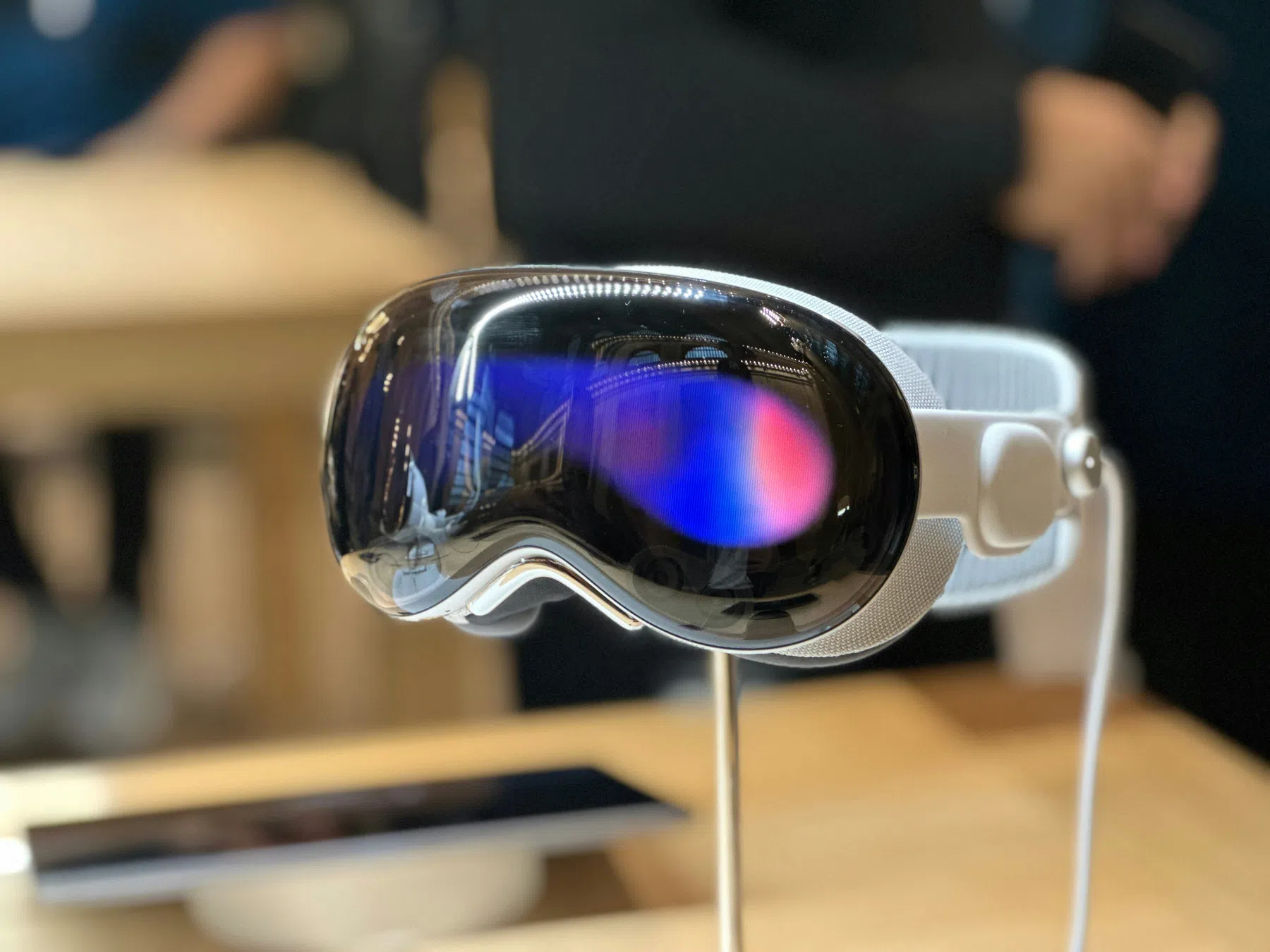 'Belangstelling Apple Vision Pro neemt snel af', was het een hype?