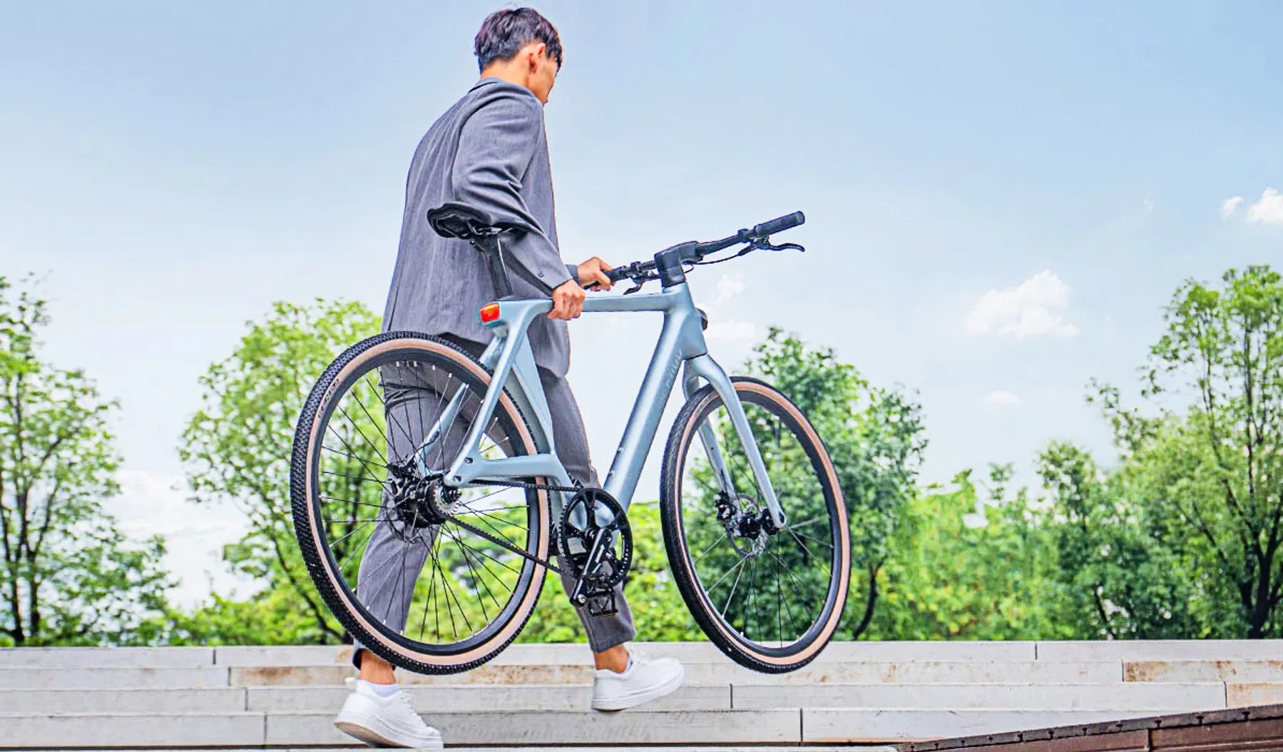 Deze nieuwe e-bike is veel lichter en goedkoper dan een VanMoof