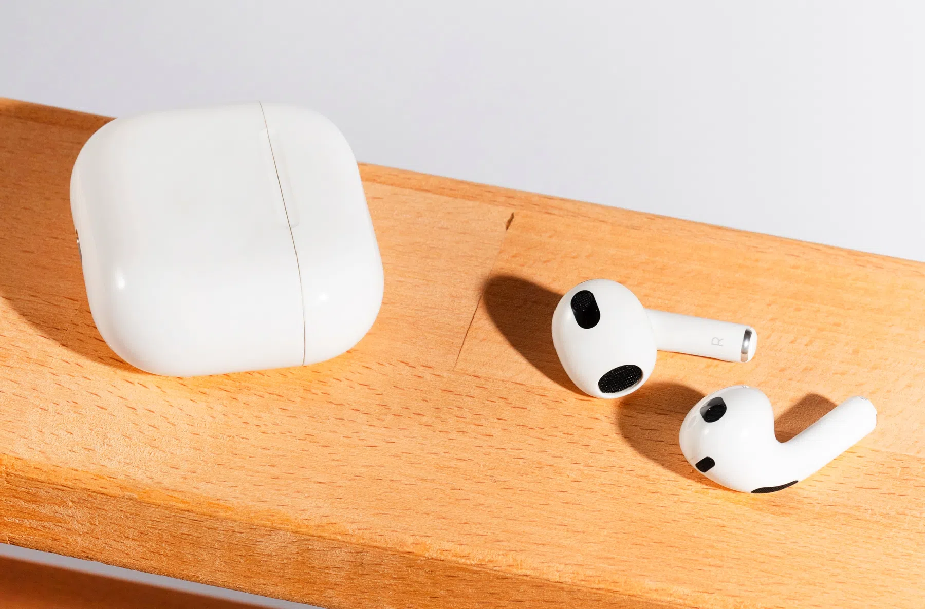 Je AirPods hebben een update die een belangrijk probleem oplost