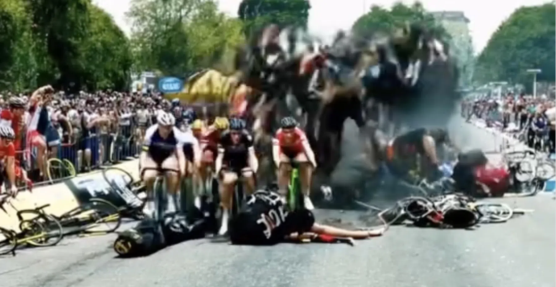 Hilarische AI-beelden van de Tour de France lijken een koortsdroom