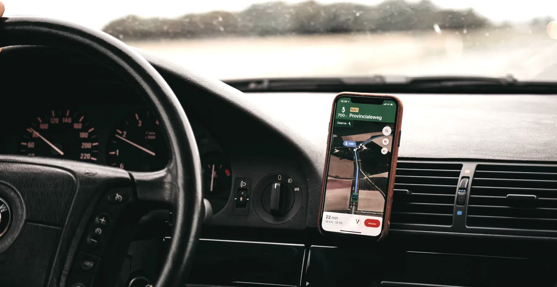 Google Maps test advertenties tijdens het rijden
