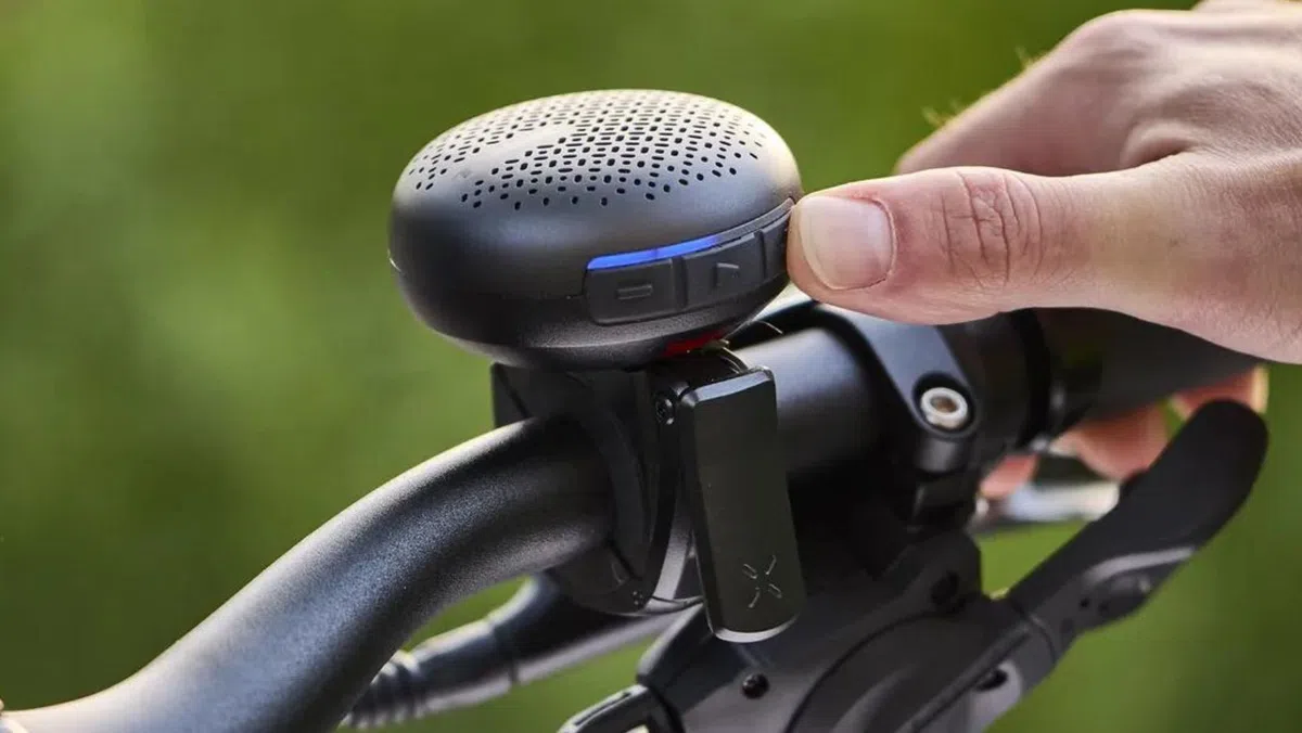 This Electronic Bike Bell Allows You To Adjust How Urgent It Sounds.