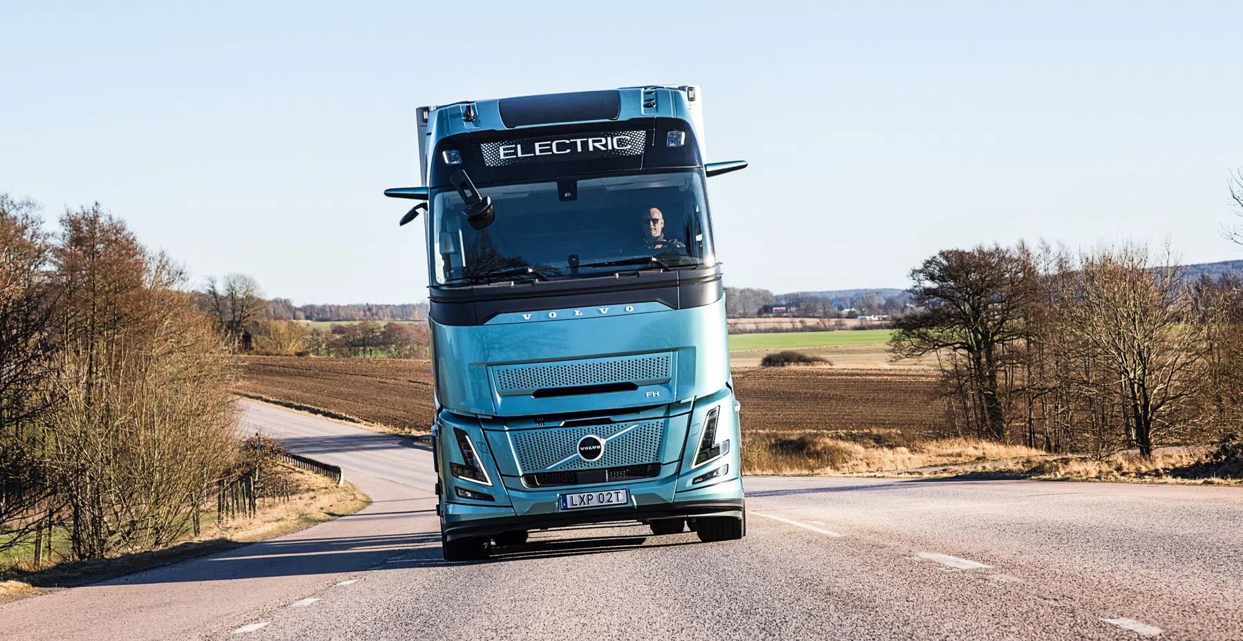 Volvo onthult een elektrische vrachtwagen met rijbereik van 600 kilometer